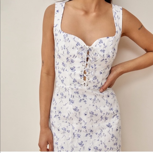 Reformation Dresses & Skirts - Reformation Elettra Linen Dress